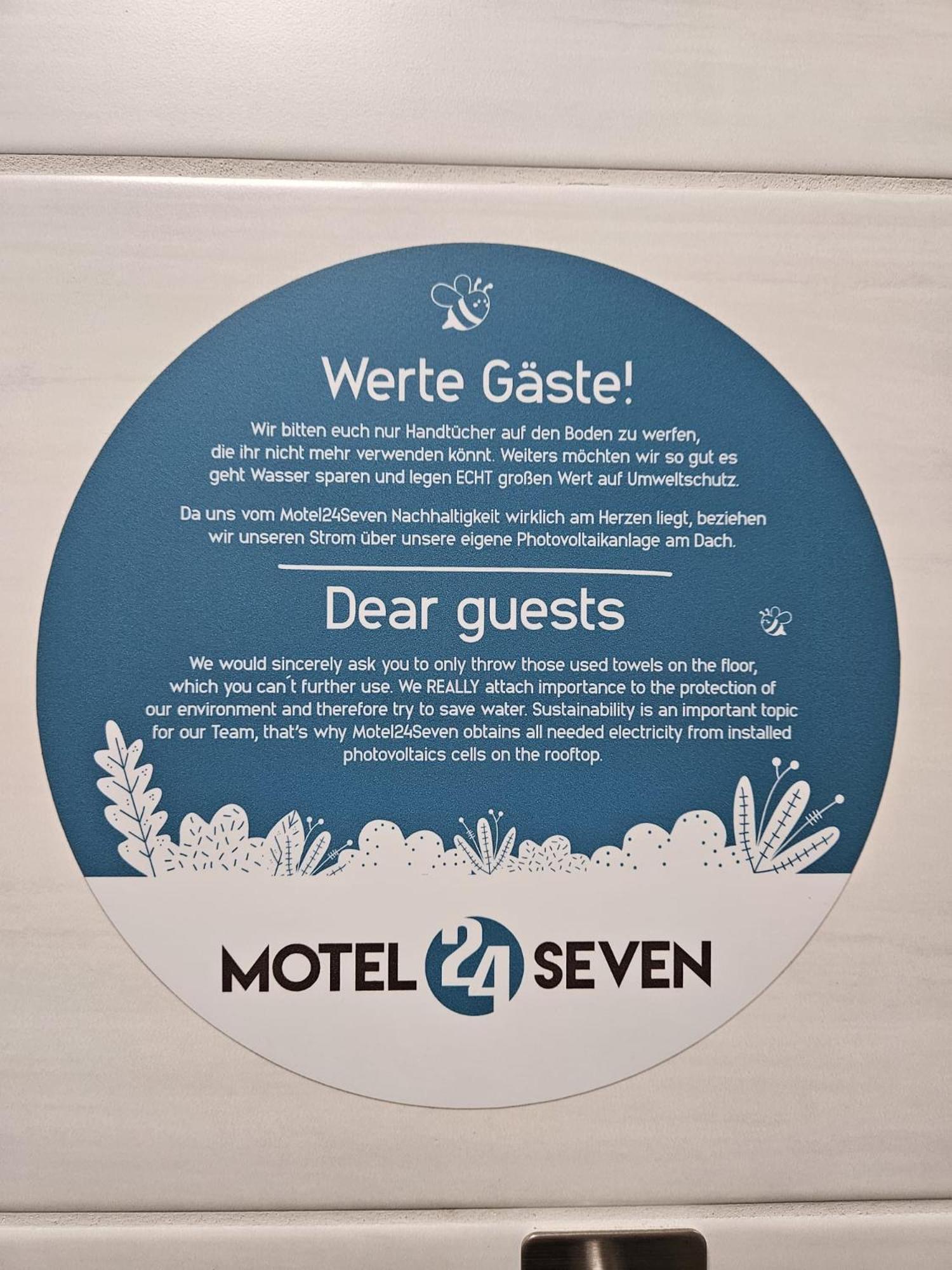 Motel24Seven Брук ан дер Мур Екстериор снимка
